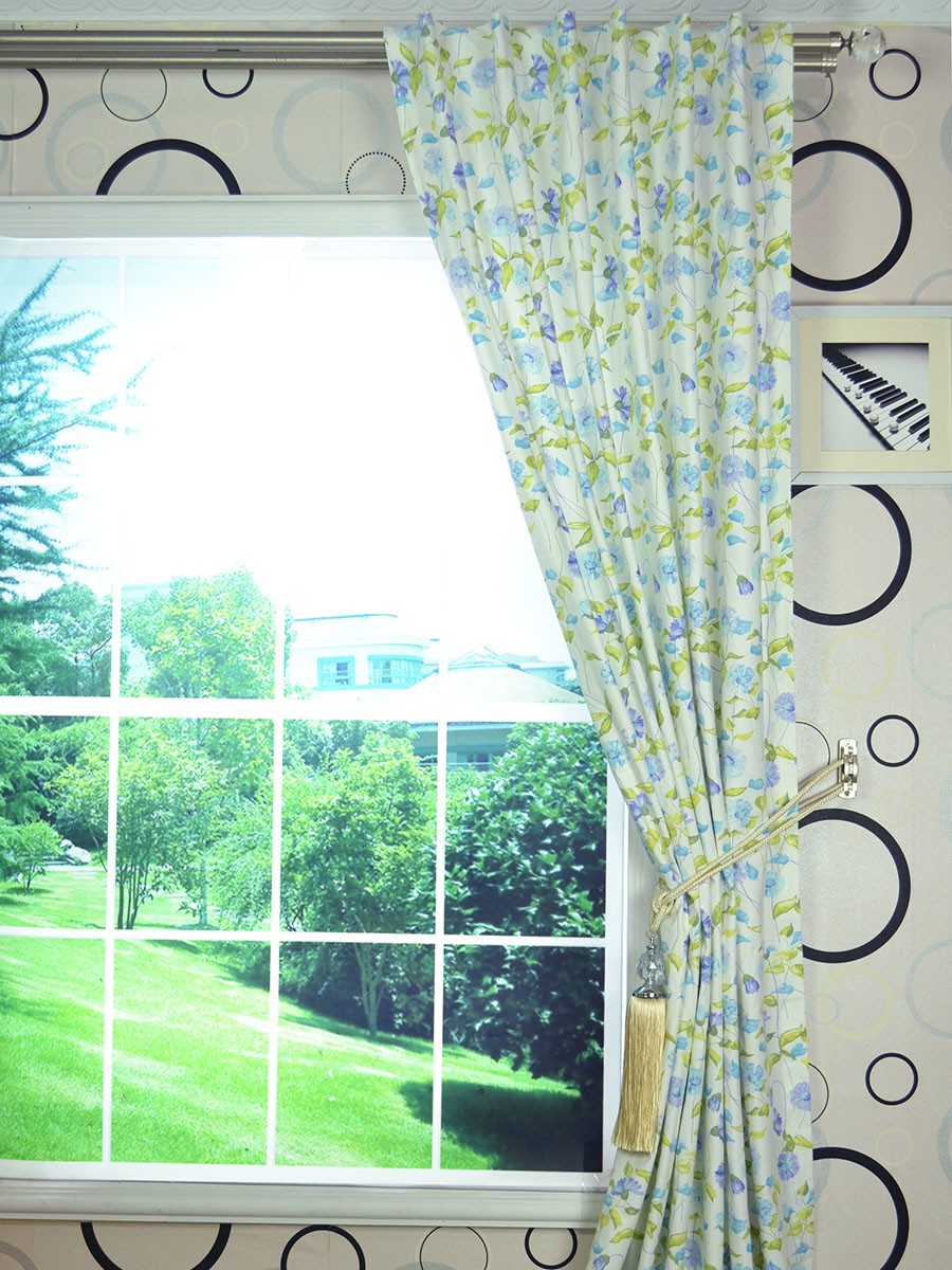 Whitehaven Daisy Chain Printed Concealed Tab Top Ready Made Cotton