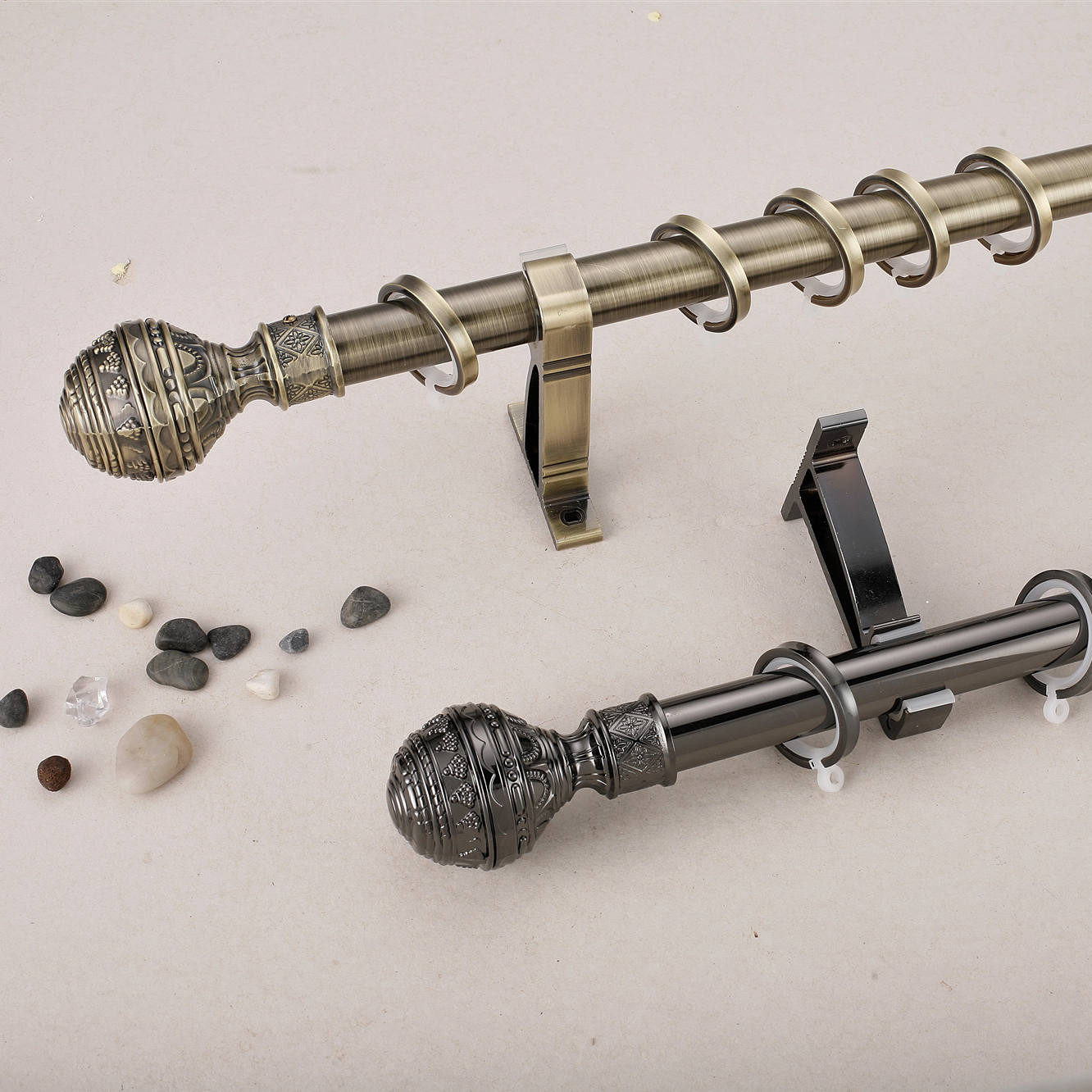 QYR62 Coree 28mm Diameter Steel Curtain Rod Set With Ball Finial